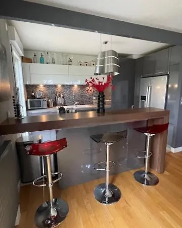 Apartamento + Jardin Privatif *
