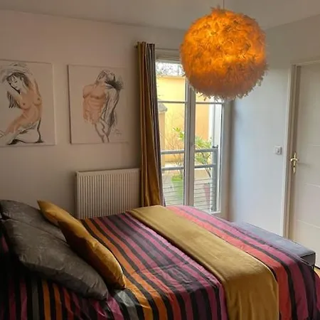 Apartment + Jardin Privatif *